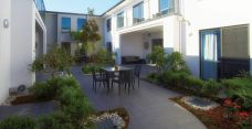 Arcare aged care maroochydore courtyard 02